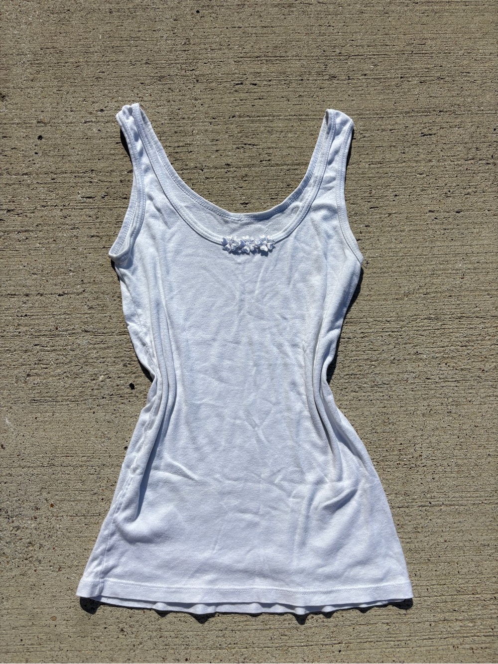 Vintage Women's White Tank Top with Scoop Neck